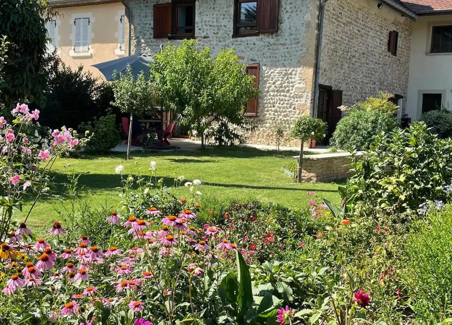 Gite La Petite Dauphinoise Gillonnay France